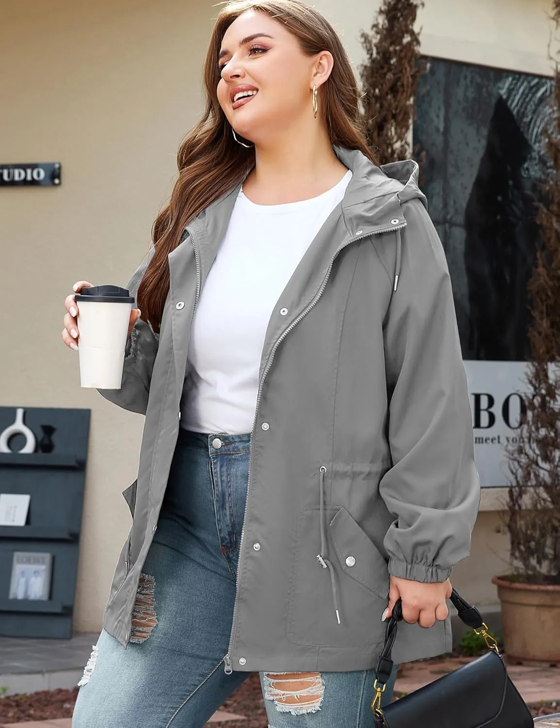 Bloggerlove Women's Rain Jacket Plus Size Lightweight Raincoat with Hood Waterproof Outdoor Windbreaker