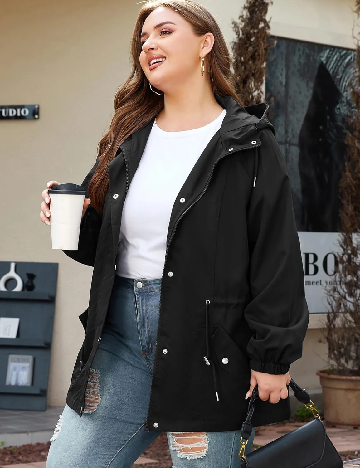 Bloggerlove Women's Rain Jacket Plus Size Lightweight Raincoat with Hood Waterproof Outdoor Windbreaker