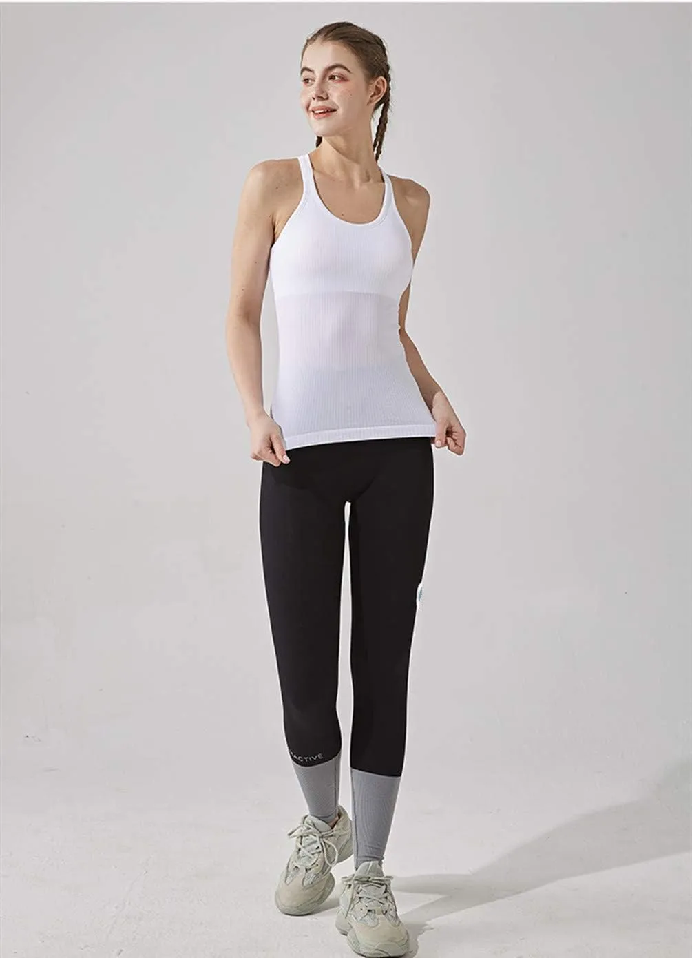 Yoga Racerback Tank Top for Women with Built in Bra,Women's Padded Sports Bra Fitness Workout Running Shirts
